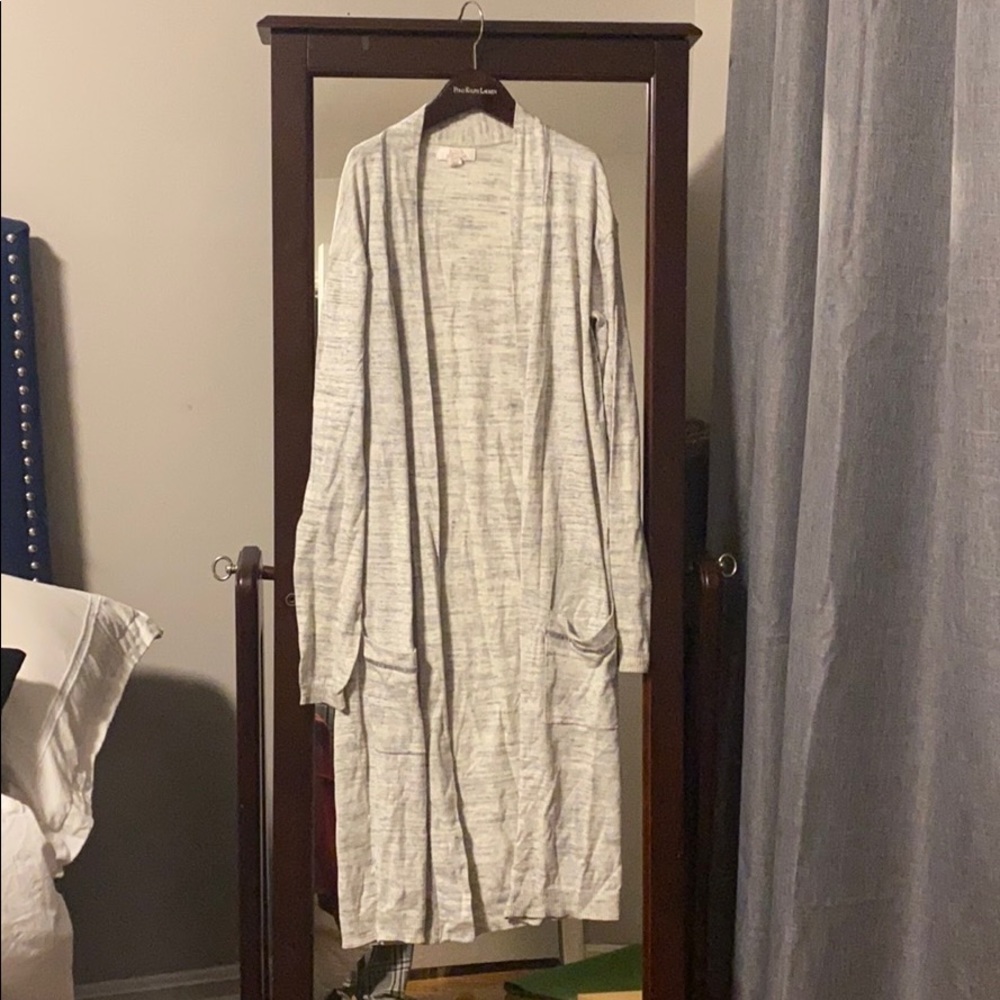 Long lightweight cardigan